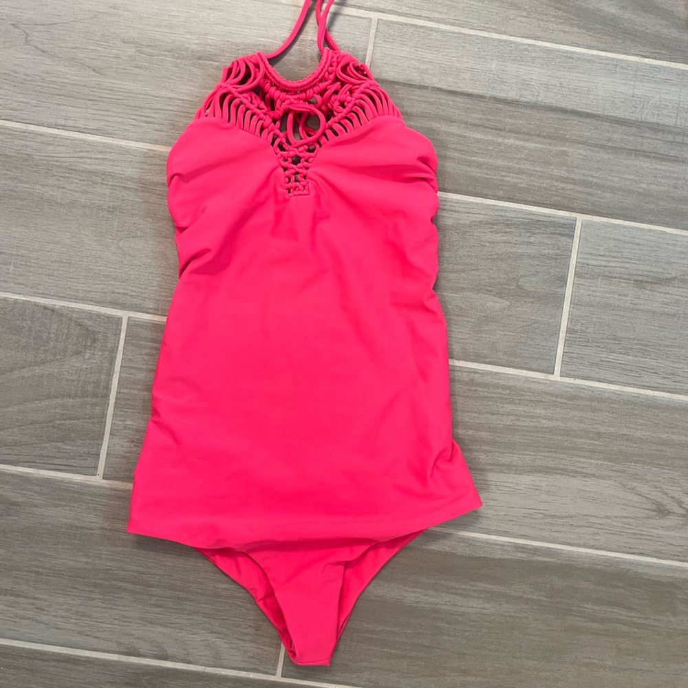 Milo Moorea size XS one piece swimsuit
